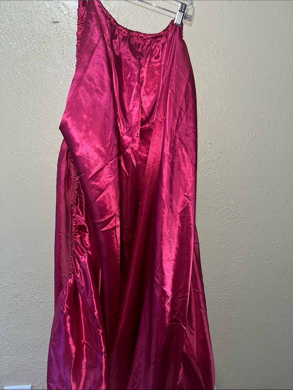 Luxurious Fuchsia Satin Bedding Sheet Set